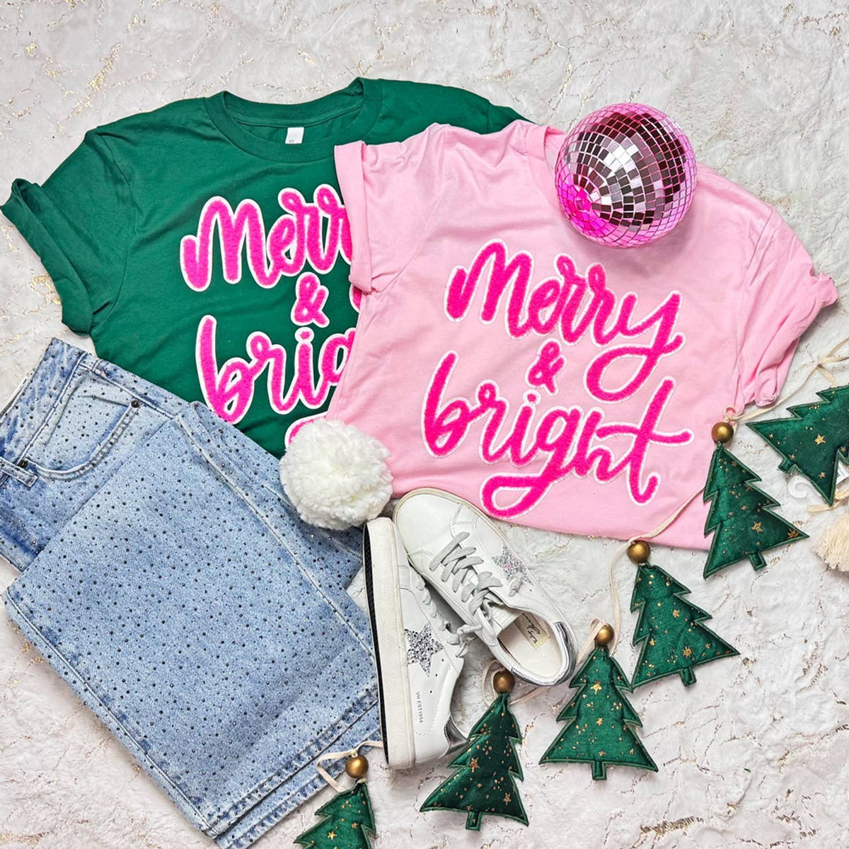EVERGREEN MERRY AND BRIGHT FLUFFY TEE
