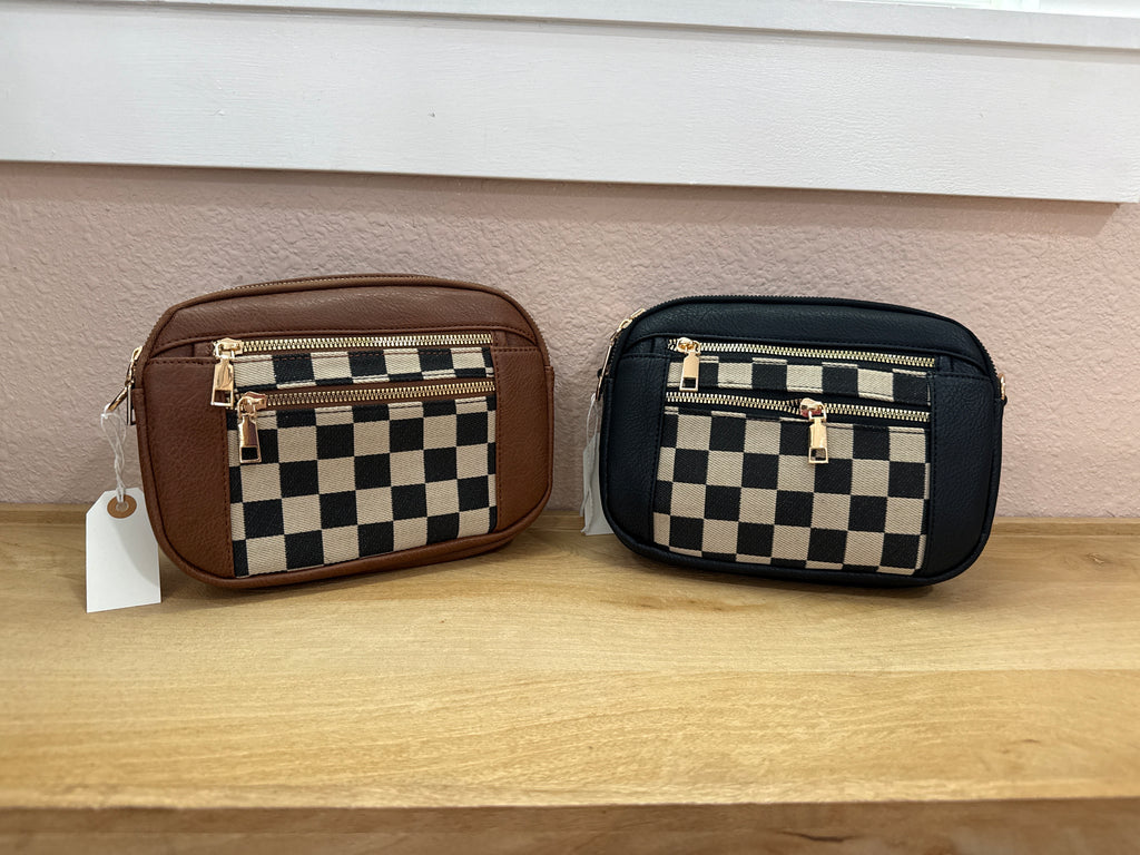 SMALL CHECKERED HANDBAG