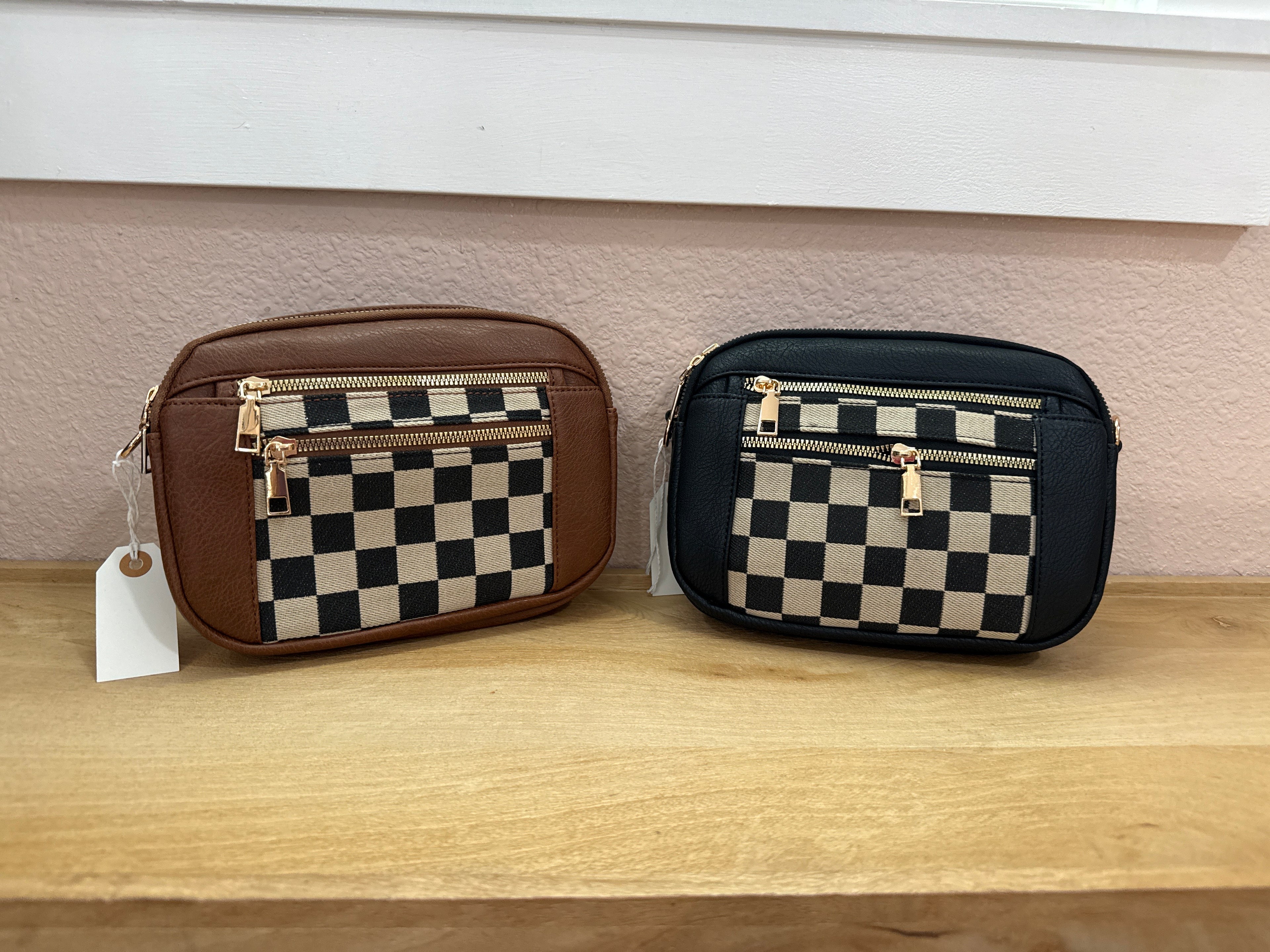 SMALL CHECKERED HANDBAG