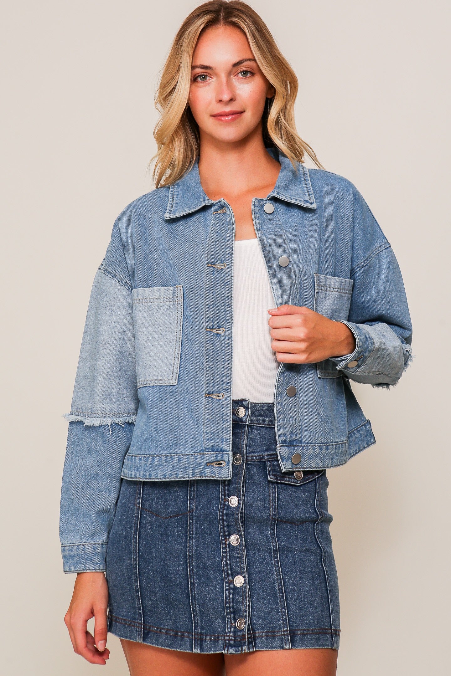 BUTTON DOWN FRONT POCKET DENIM JACKET