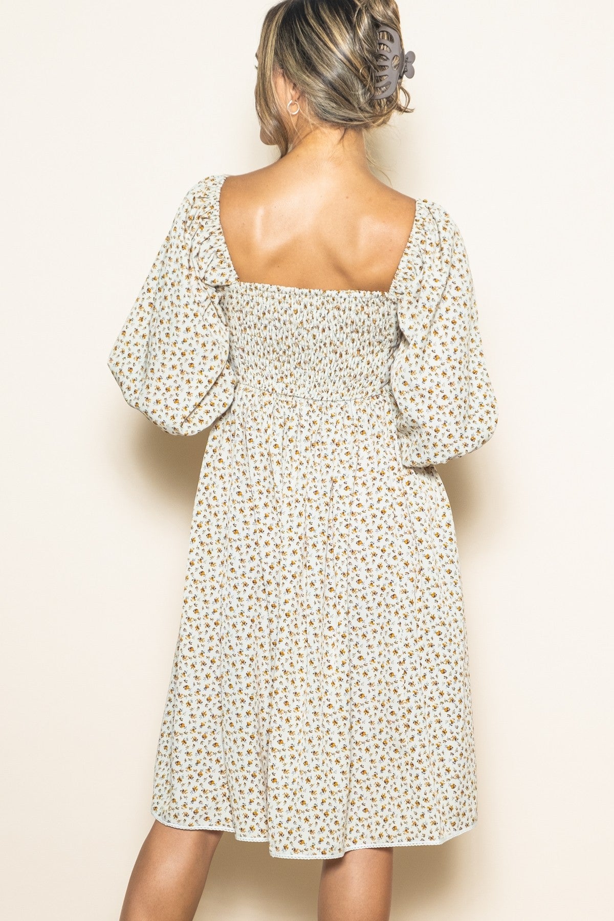 LACE EDGE DETAILED VINTAGE FLORAL MINI DRESS