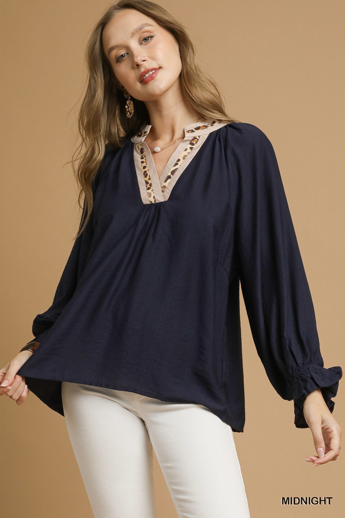LEOPARD TRIM V-NECK BLOUSE