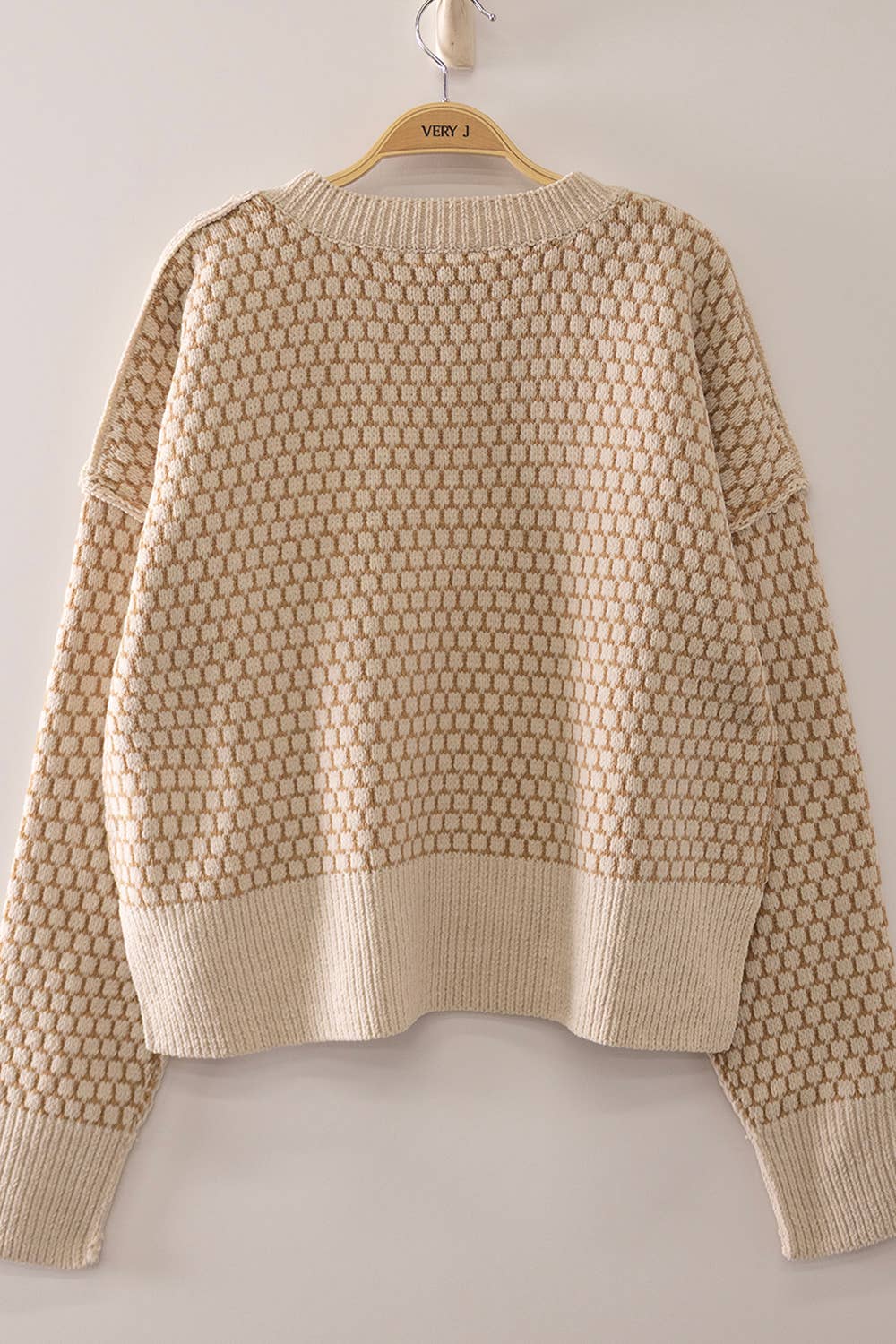 GEOMETRIC CHECK PATTER SWEATER