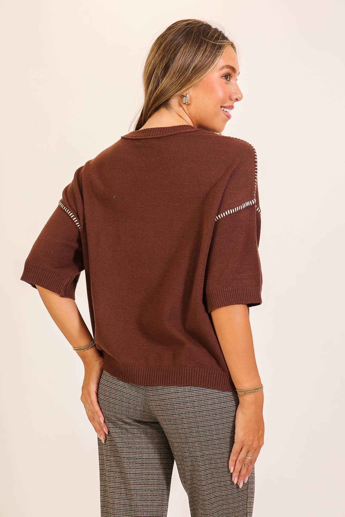 RELAXED KNIT SHORT SLEEVE SWEATER
