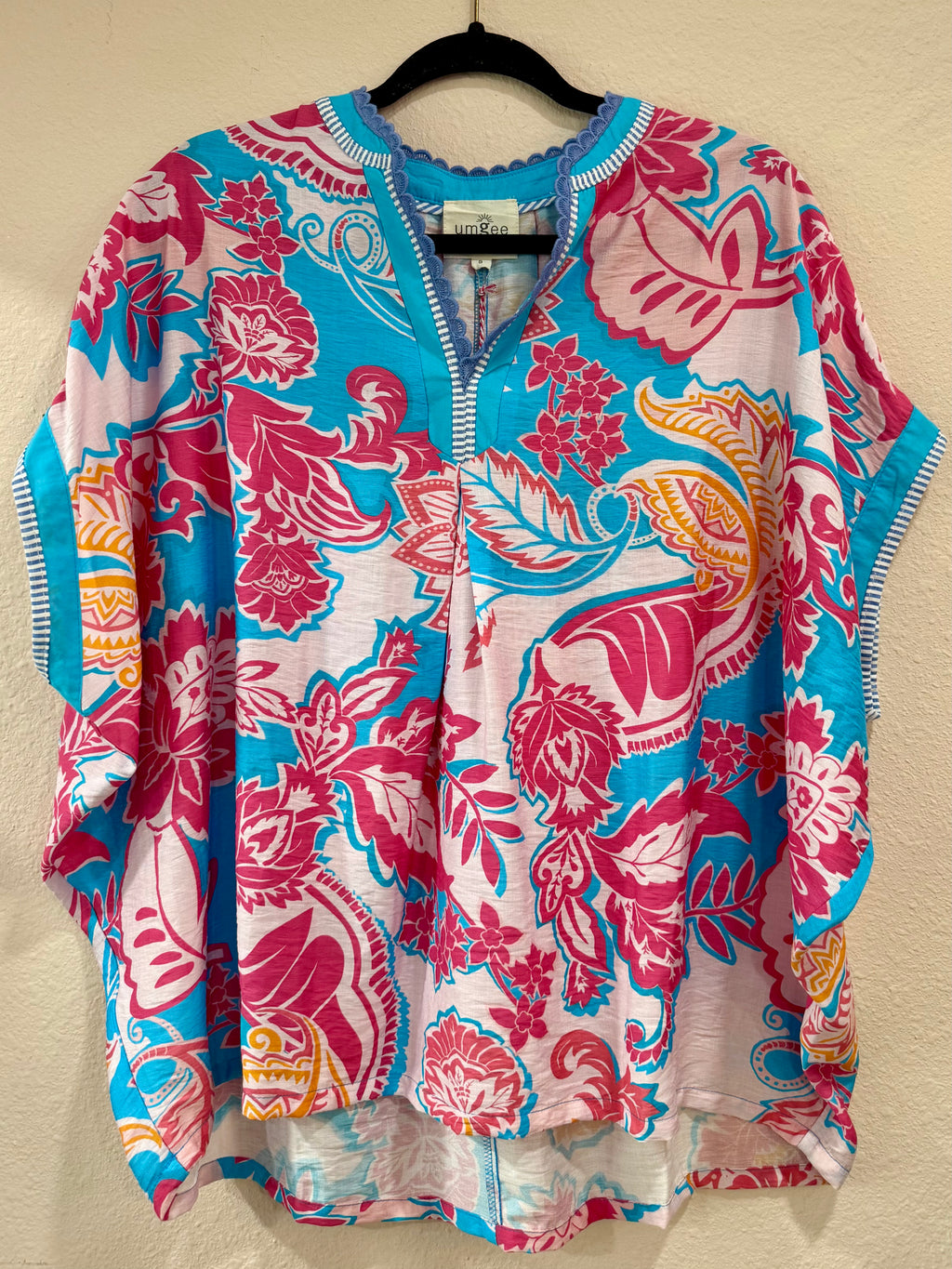 ABSTRACT PRINT OVERSIZED TOP