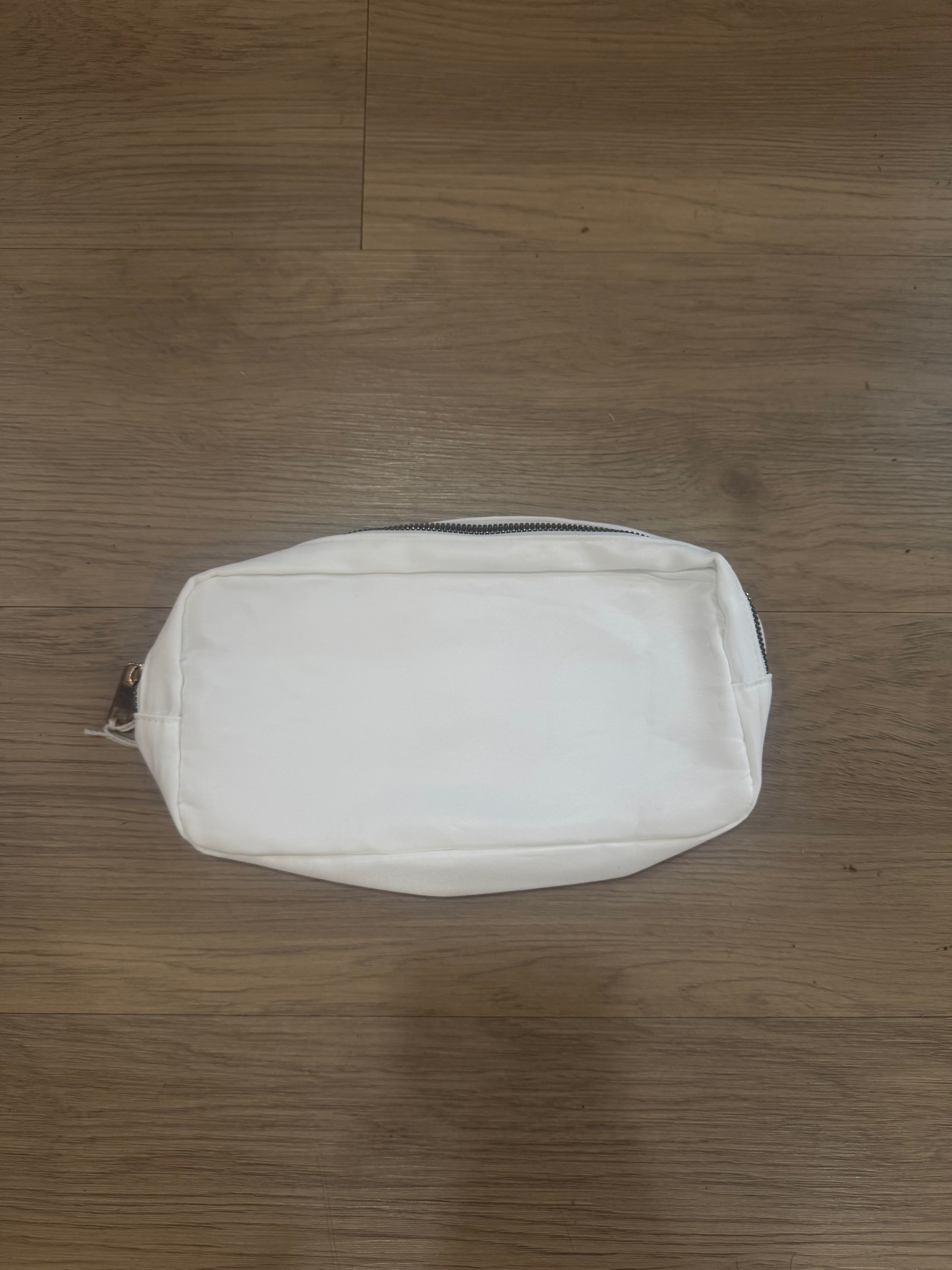 WHITE COSMETIC BAG