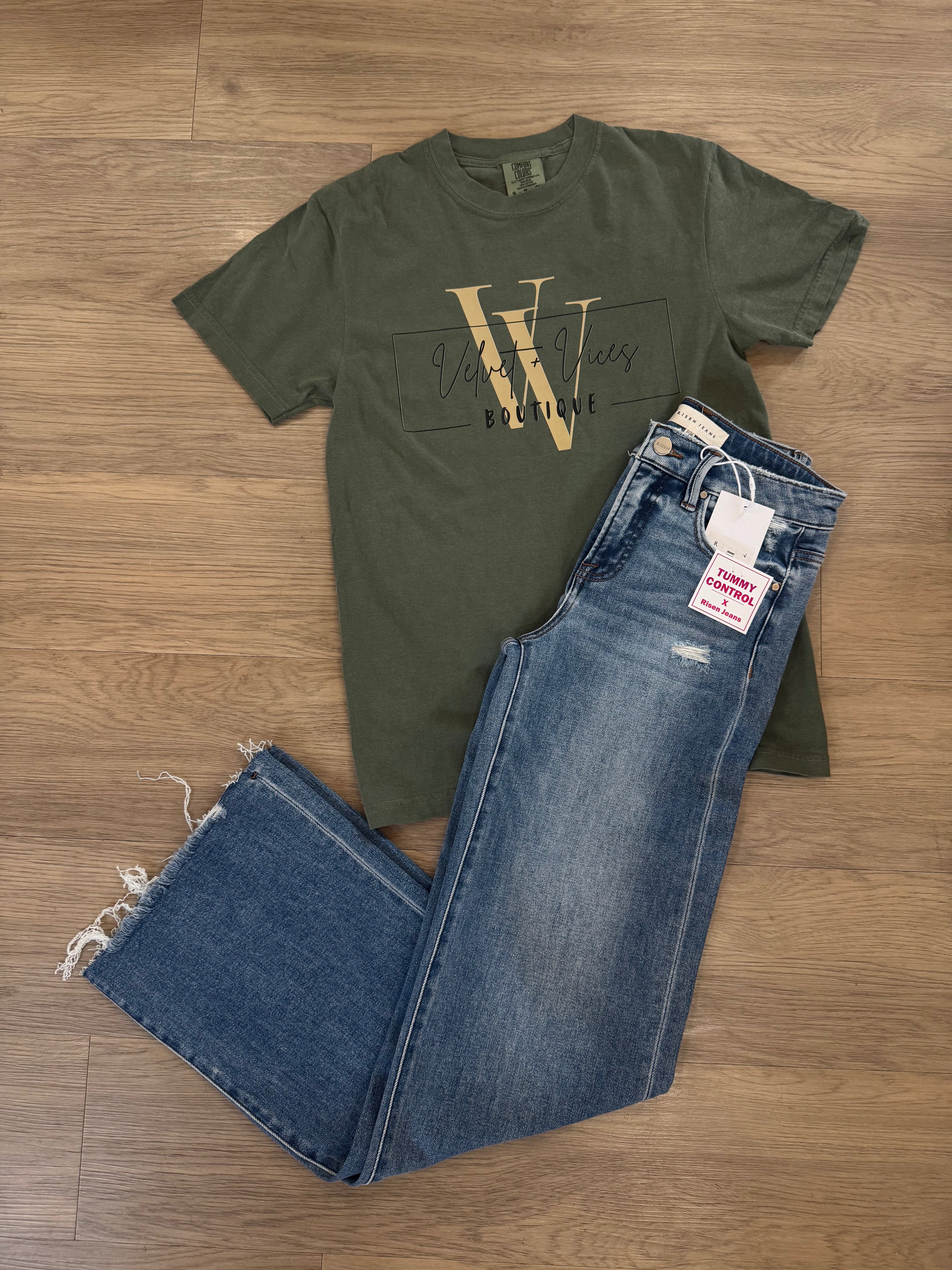 VELVET & VICES COMFORT COLORS TEE