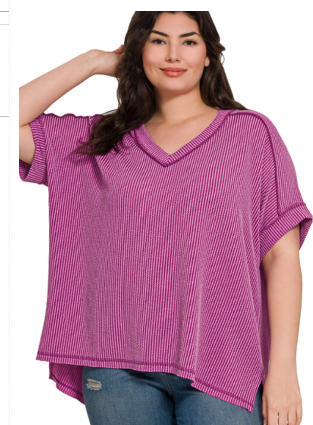 PLUS SIZE CORDED RIB SHORT SLEEVE HI-LOW NECK TOP