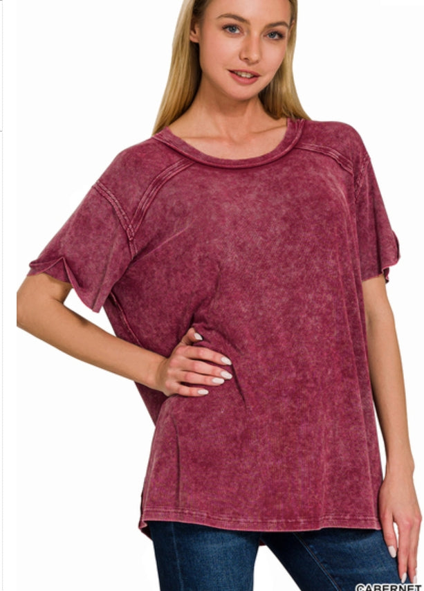 WASHED RIBBED SHORT SLEEVE BOAT-NECK TOP